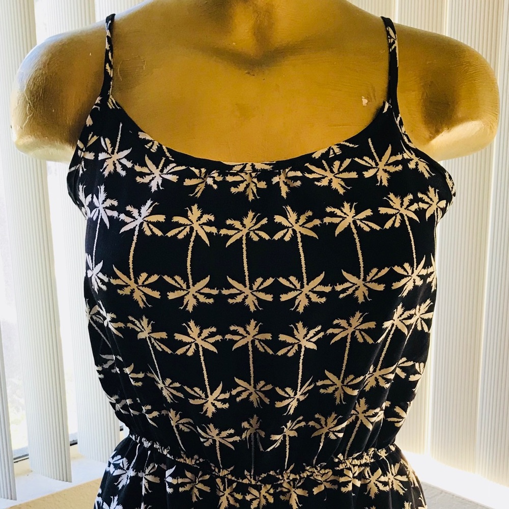 SALE!!  PALM TREE Print TROPICAL Shorts ROMPER M - Picture 3 of 8